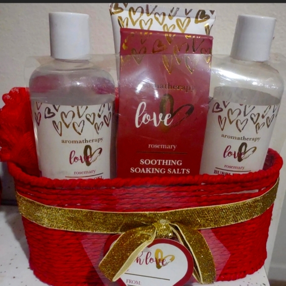 Goldessence -Rosemary Aromatherapy Bath 6Pc Gift Basket Set - Picture 1 of 4